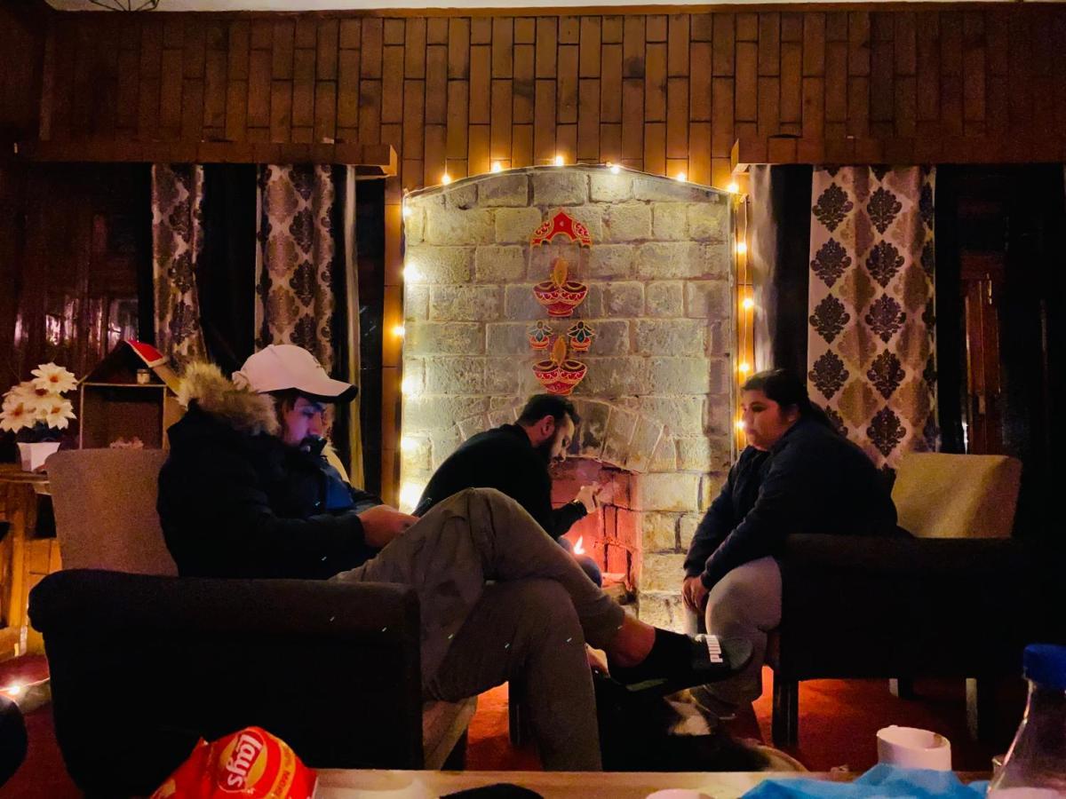 Roamate Hostel, Old Manali Zewnętrze zdjęcie